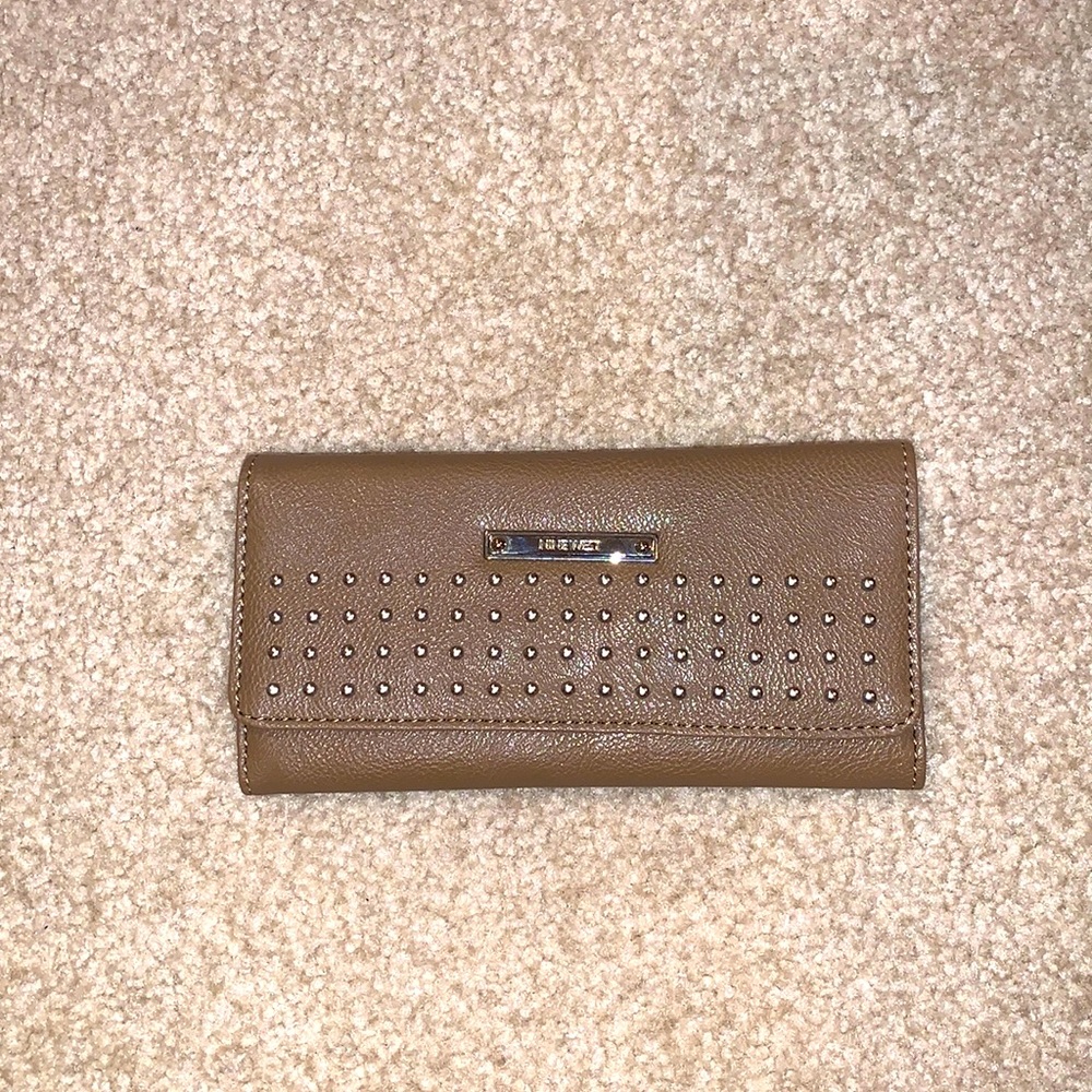 Nine West wallet